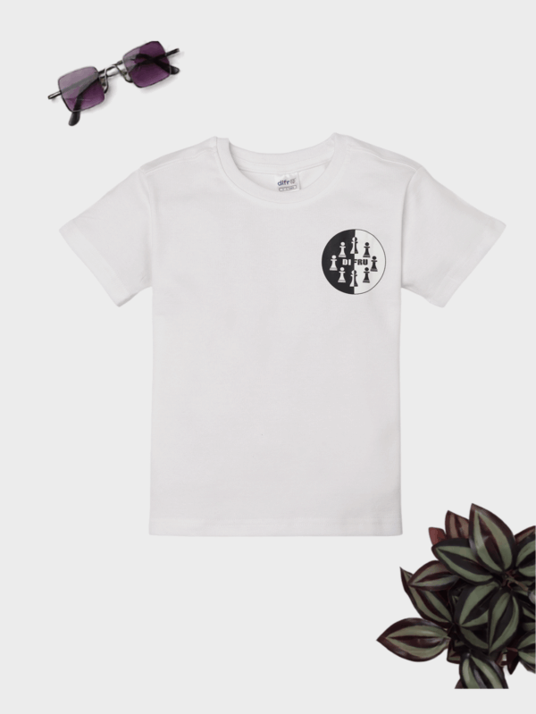 Kids chess theme cotton T-shirt featuring stylish chess board and chess piece prints, made from soft and breathable fabric.