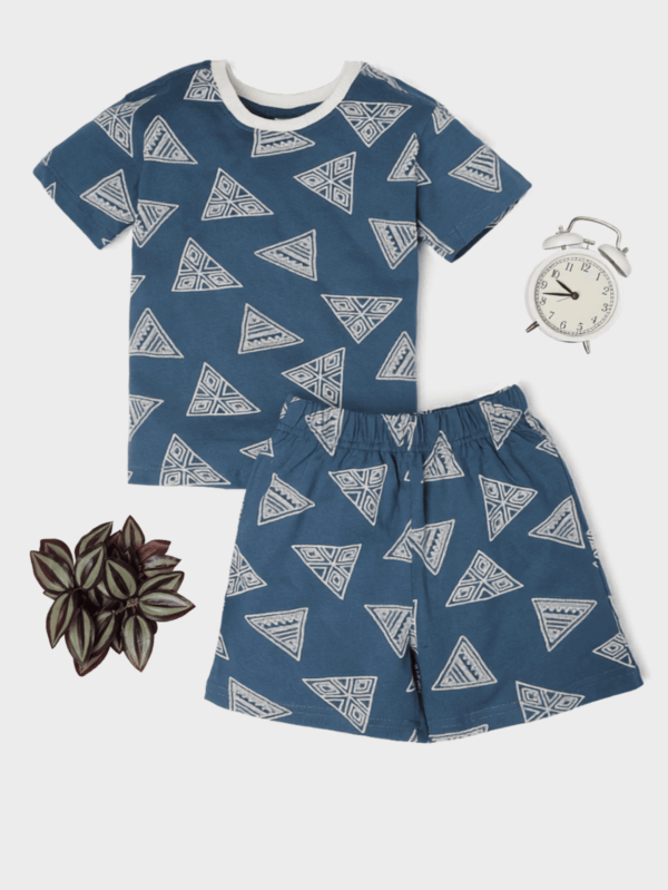 Unisex kids geometric theme co-ord set made from soft cotton, featuring modern geometric prints for everyday comfort.